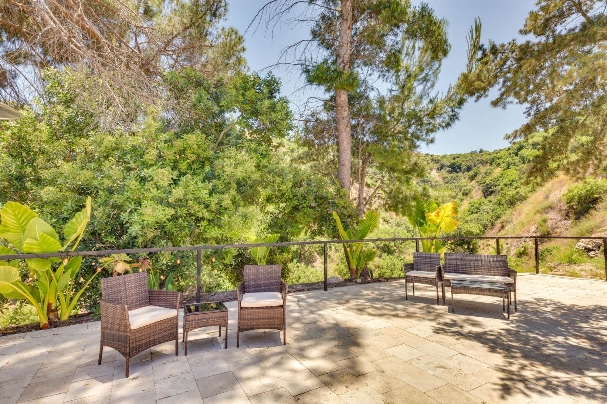Appartamento Sherman Oaks Hideaway Lush Grounds, Shared Pool! Los Angeles